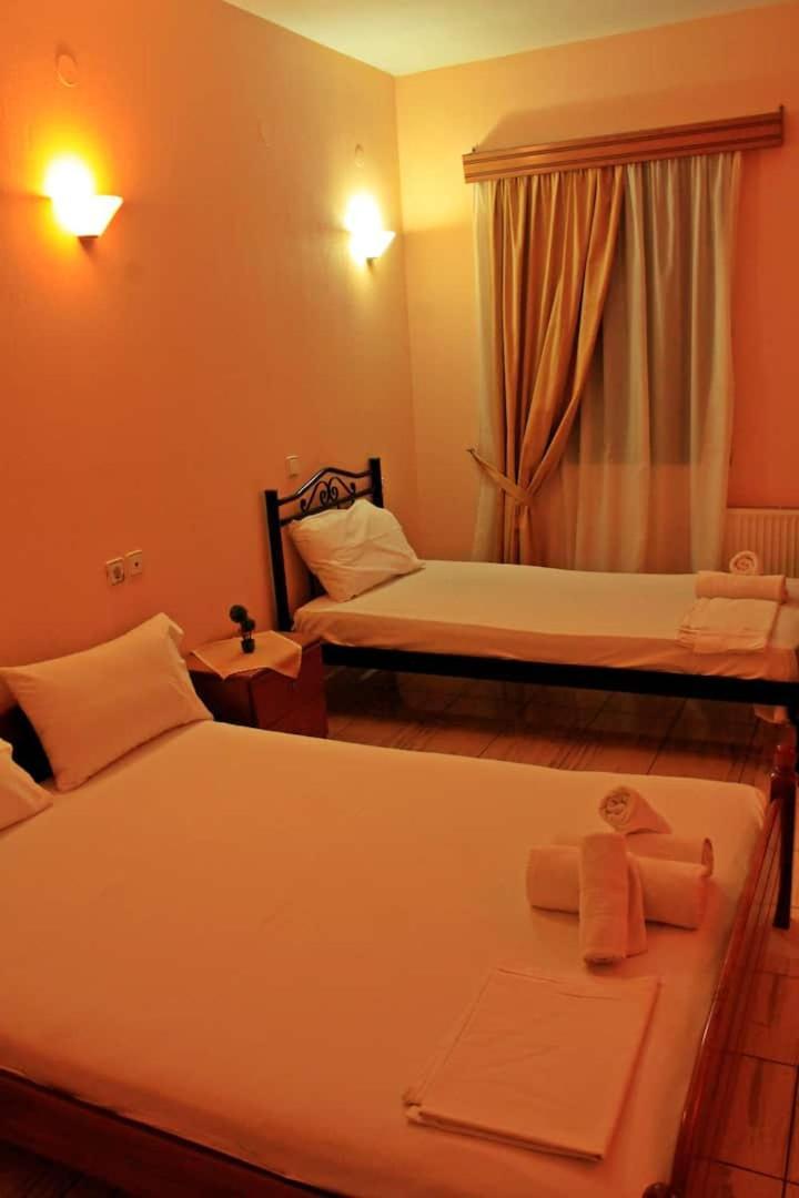 Guesthouse Bizani Neo Mpizani Exterior photo